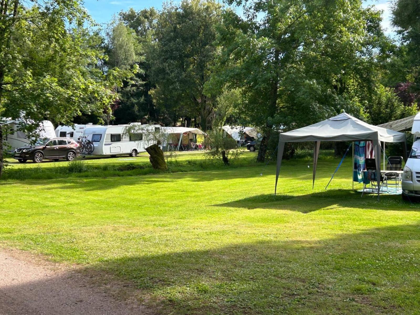 Camping Des Bains Saint-Honoré 部屋 写真