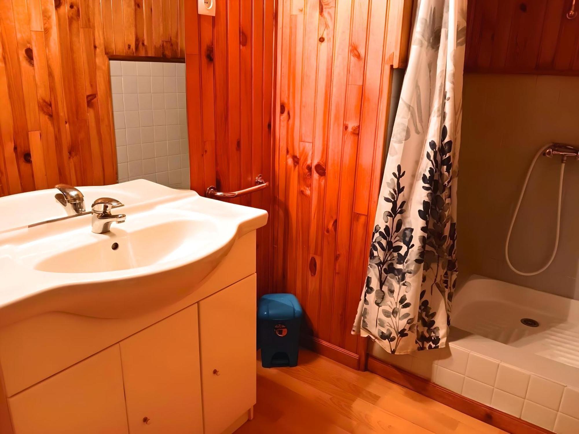 Camping Des Bains Saint-Honoré 部屋 写真